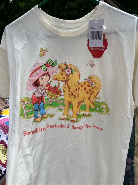 Tops - Strawberry Shortcake Graphic Tee - Strawberry & Honey Pie Pony L